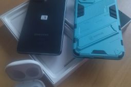 SAMSUNG GALAXY A53 5G 128GB +  sluchátka samsung