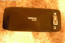 nokia E52